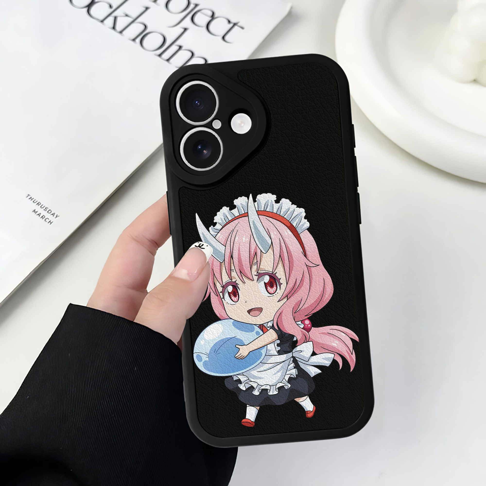 （画像用） 転スラ Regarding Reincarnated to Slime 【iPhone 16シリーズ対応】シリコンスマホケース（レザー調） 材質：シリコン